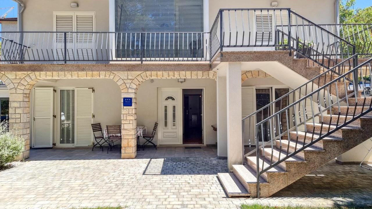 Ena Leilighet Novigrad Istria Eksteriør bilde